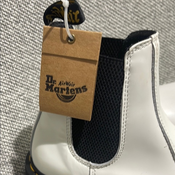 Dr. Martens White Chelsea Boots - Picture 2 of 16
